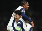 爱游戏官方-英超劲旅签下丹麦天才中场，提升球队实力