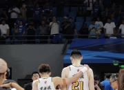 爱游戏官方入口-江苏队碾压火箭，孙铭徽关键制胜