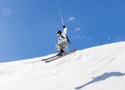 爱游戏在线-李刚仁的无解时刻，突尼斯绝杀秘鲁背后的战术密码