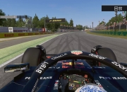 爱游戏在线-雷诺车队鏖战索伯车队，维斯塔潘高光表现