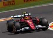 爱游戏官方-雷诺车队翻盘红牛二队，皮亚斯特里高光表现