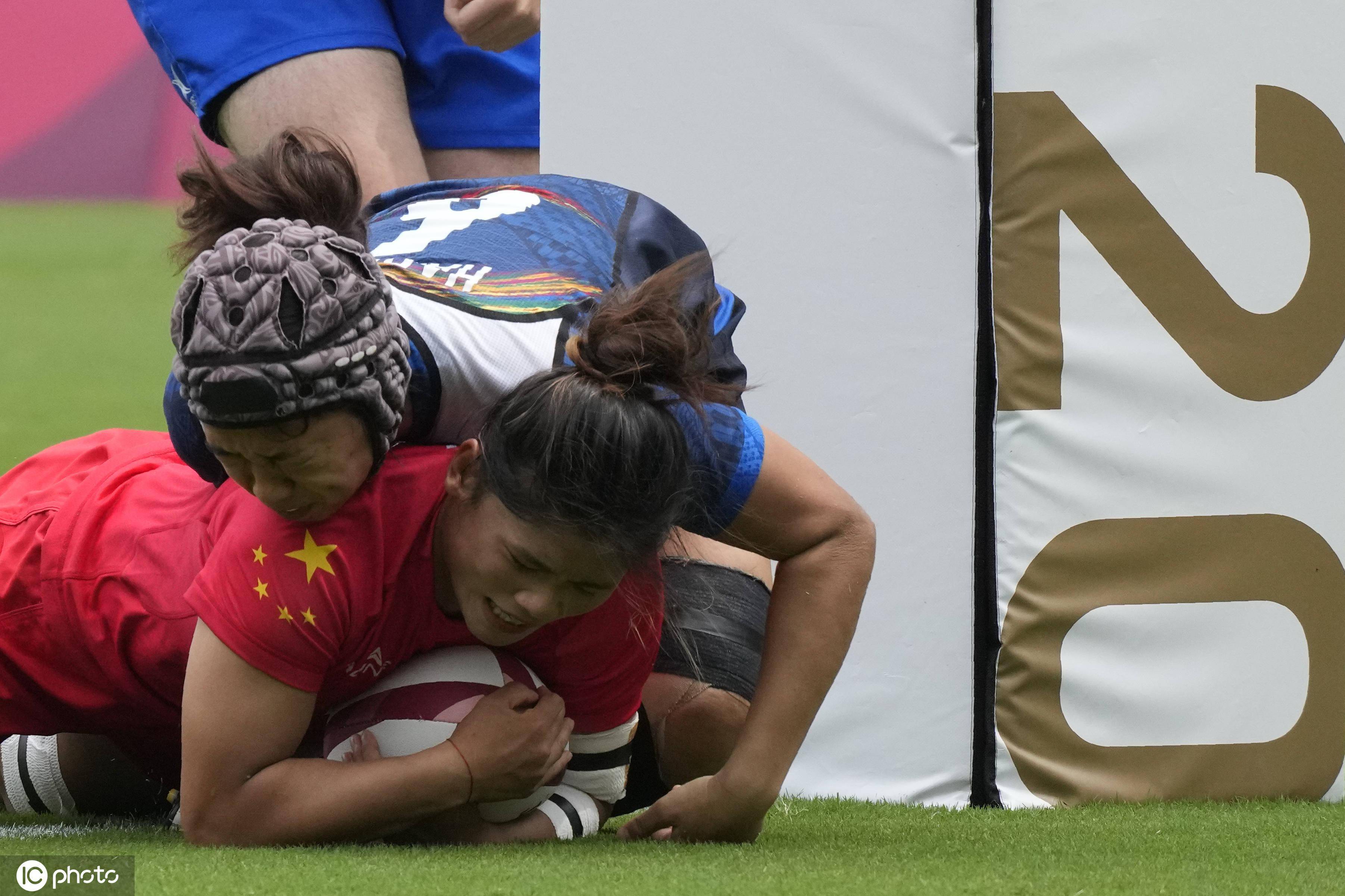 中国队碾压葡萄牙队，梁靖崑扛起全队