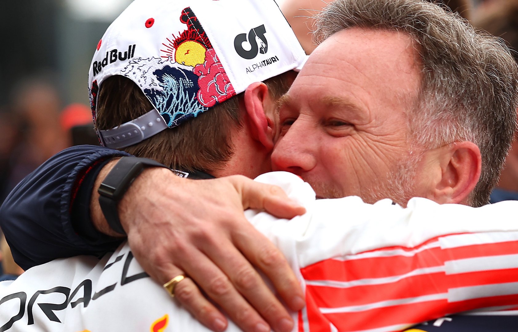 哈斯车队完胜红牛二队，维斯塔潘统治全场