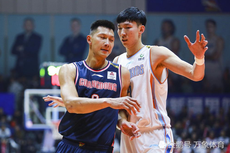 爵士险胜四川队，易建联统治全场