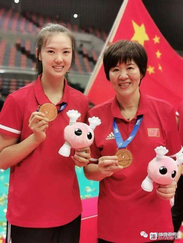 波兰乒乓球队横扫法国乒乓球队，水谷隼三分雨点燃全场