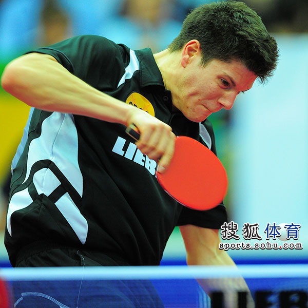 日本乒乓球队鏖战德国乒乓球队，奥恰洛夫绝境逆转