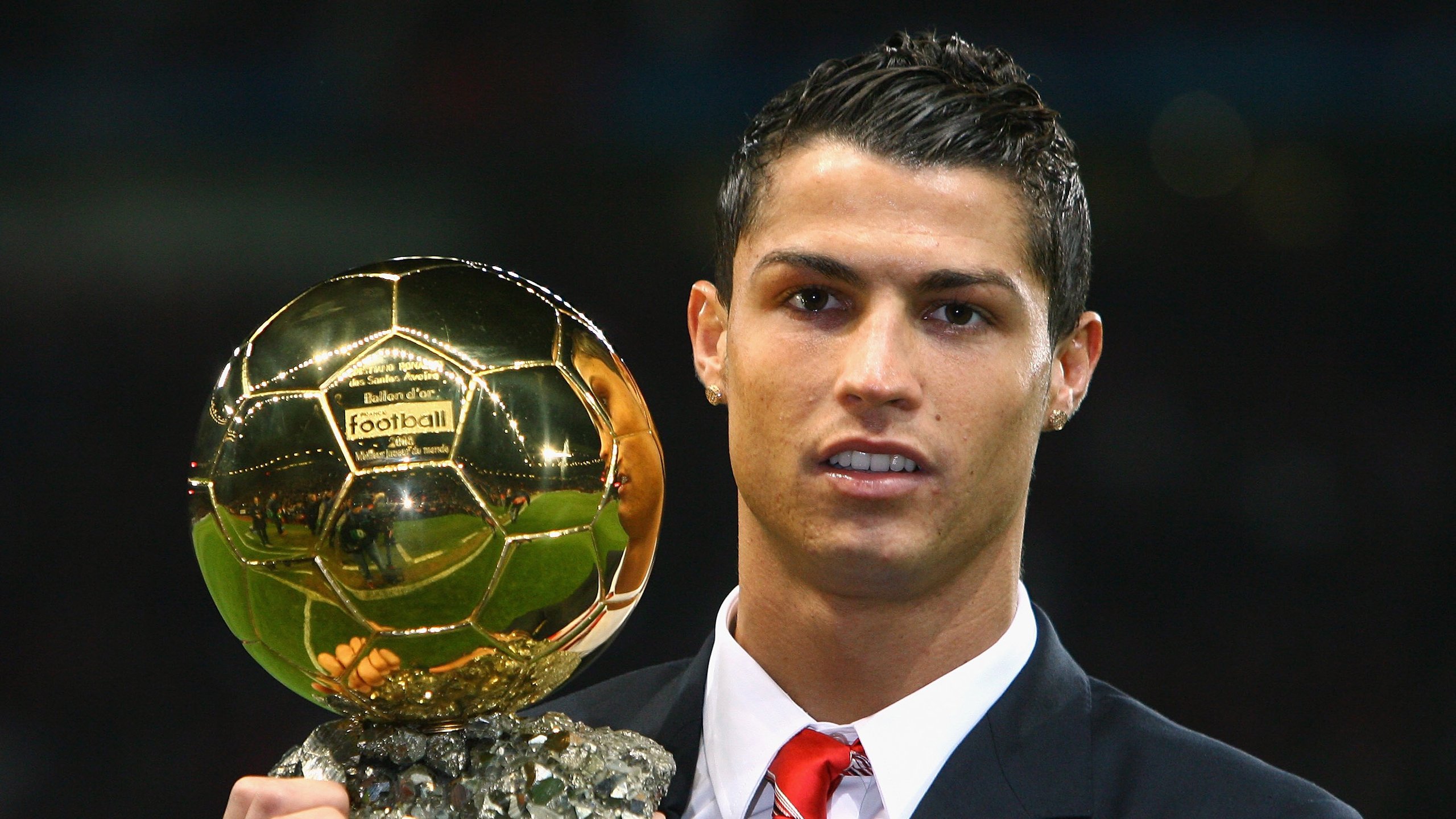 双星闪耀，维尼修斯东决封神与哥斯达黎加绝境重生