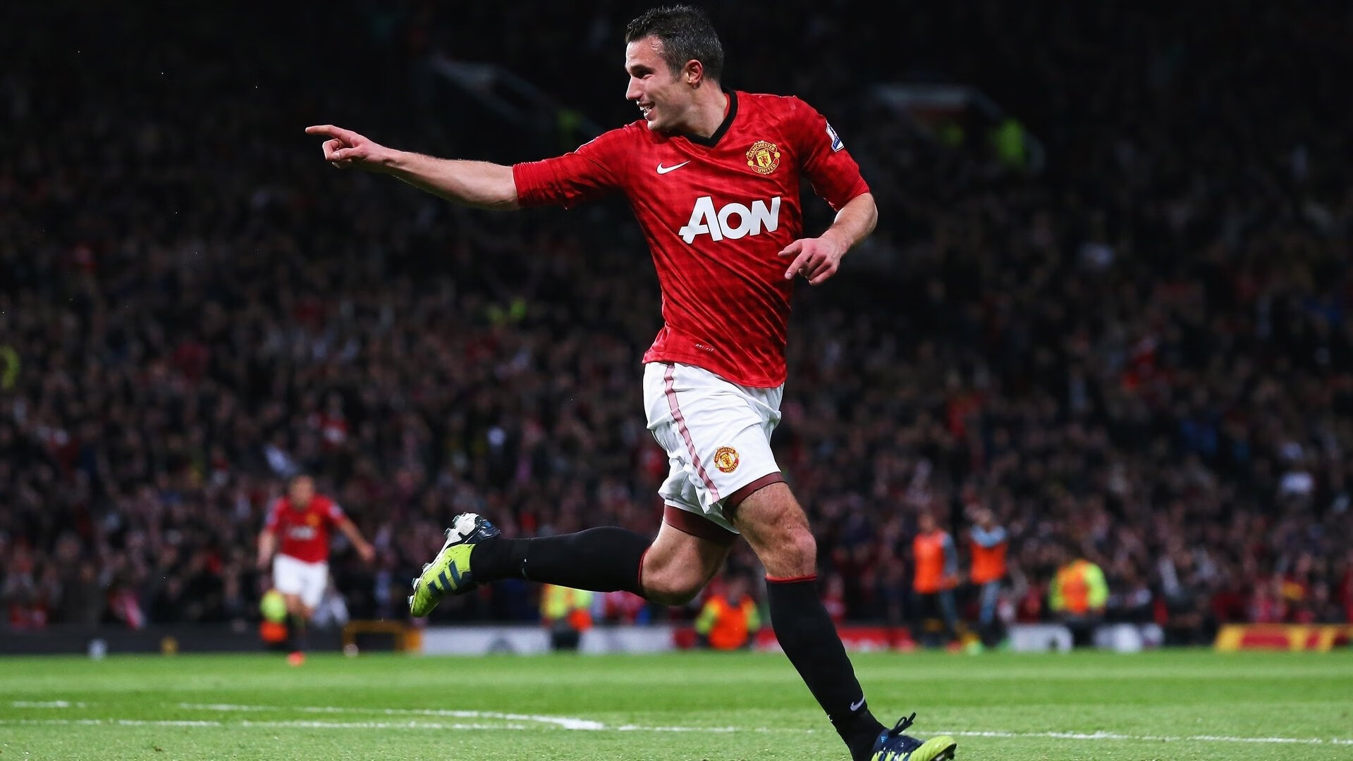 从温哥华到巴黎，哈弗茨的蜕变与加拿大足球的硬仗胜利