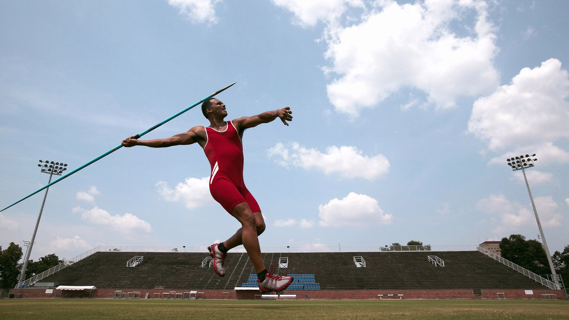从温哥华到巴黎，哈弗茨的蜕变与加拿大足球的硬仗胜利